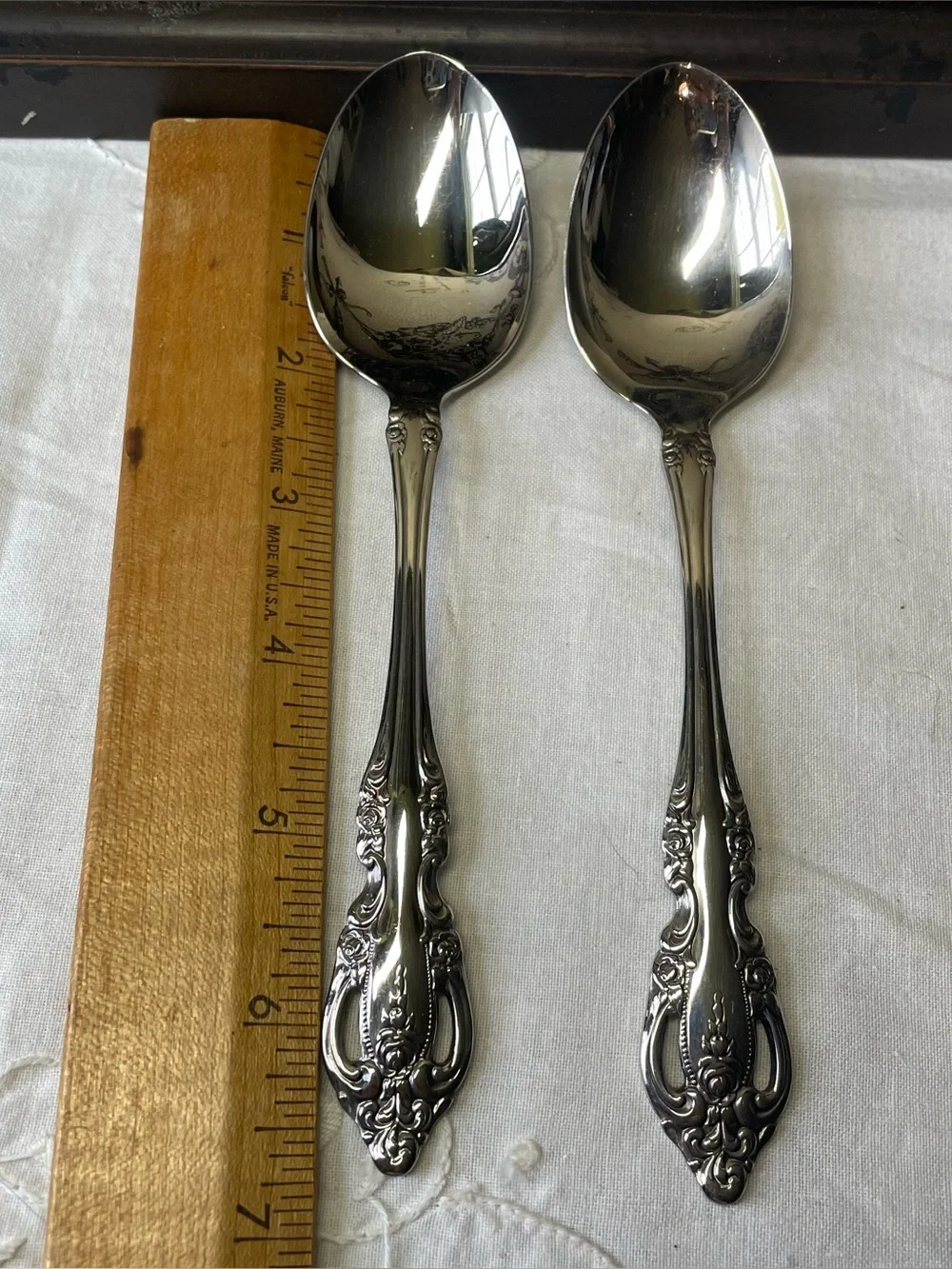 Oneida pieces set